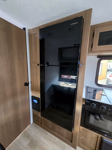 Roulotte Coachmen Apex Nano 181RB 2026 - gallery