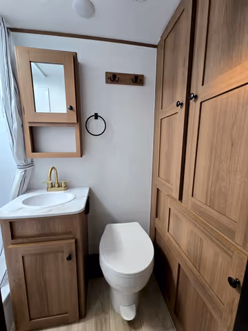 Roulotte Coachmen Apex Nano 181RB 2026 - gallery