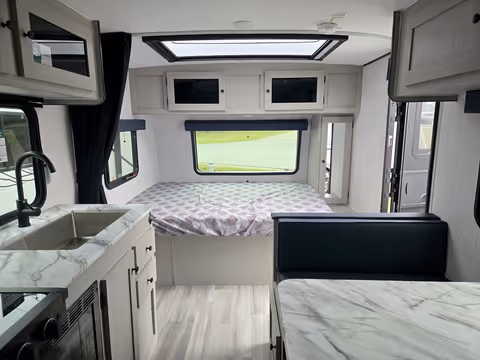 Roulotte Coachmen Apex Nano 186BH 2026 - gallery