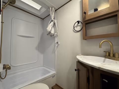 Details de la Coachmen Apex Nano 186BH 2026