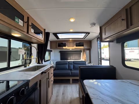 Details de la Coachmen Apex Nano 186BH 2027