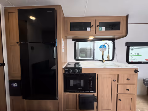 Roulotte Coachmen Apex Nano 187RB 2026 - gallery