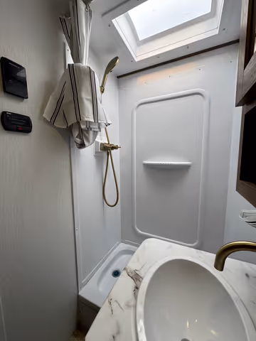 Roulotte Coachmen Apex Nano 187RB 2026 - gallery