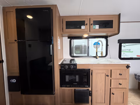 Roulotte Coachmen Apex Nano 187RB 2026 - gallery