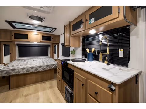 Roulotte Coachmen Apex Nano 190RBS 2026 - gallery