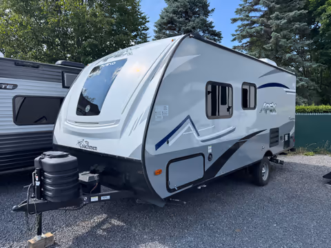 Details de la Coachmen Apex Nano 2021