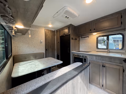 Details de la Coachmen Apex Nano 2021
