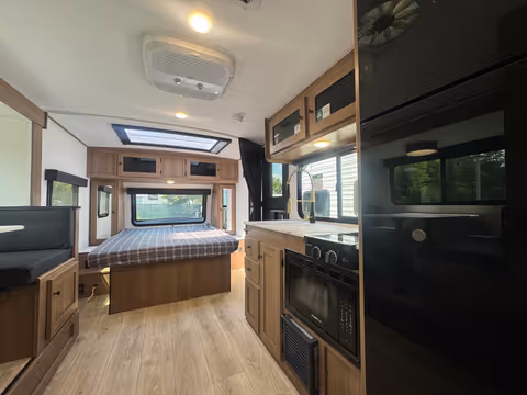 Details de la Coachmen Apex Nano 203RBK 2026