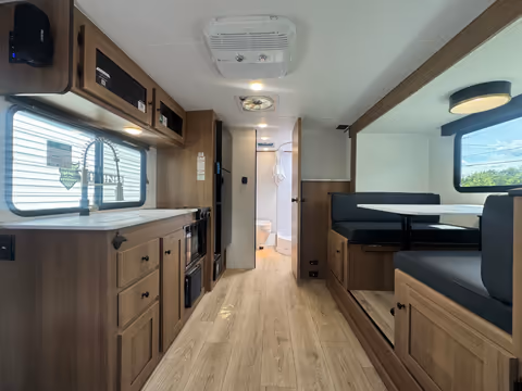 Details de la Coachmen Apex Nano 203RBK 2026