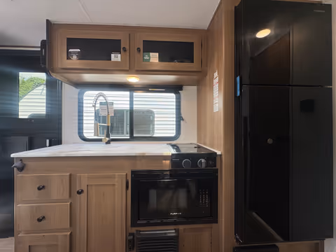 Details de la Coachmen Apex Nano 203RBK 2027