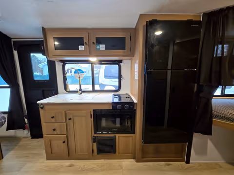 Roulotte Coachmen Apex Nano 208BHS 2026 - gallery