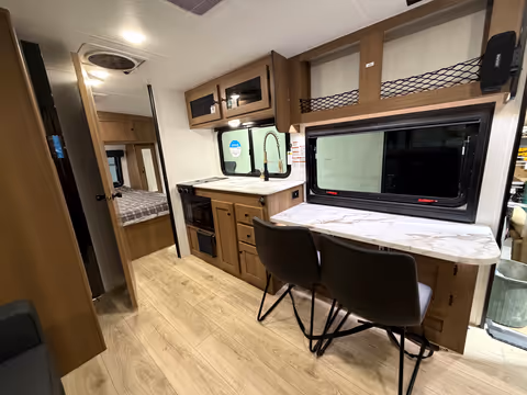 Roulotte Coachmen Apex Nano 224RBS 2026 - gallery