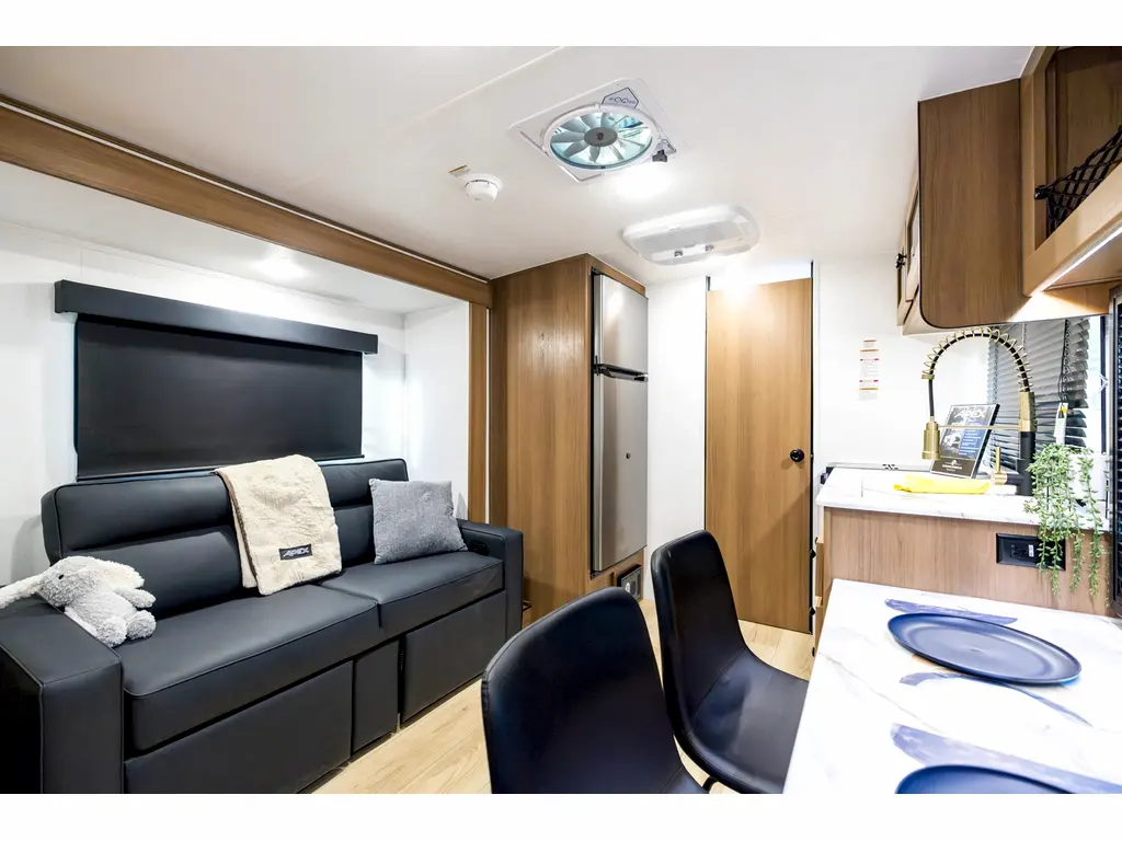 Coachmen Apex Nano 224RBS 2026