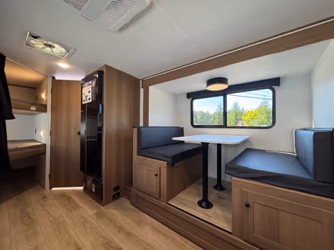 Details de la Coachmen Apex Nano 228BHS 2027