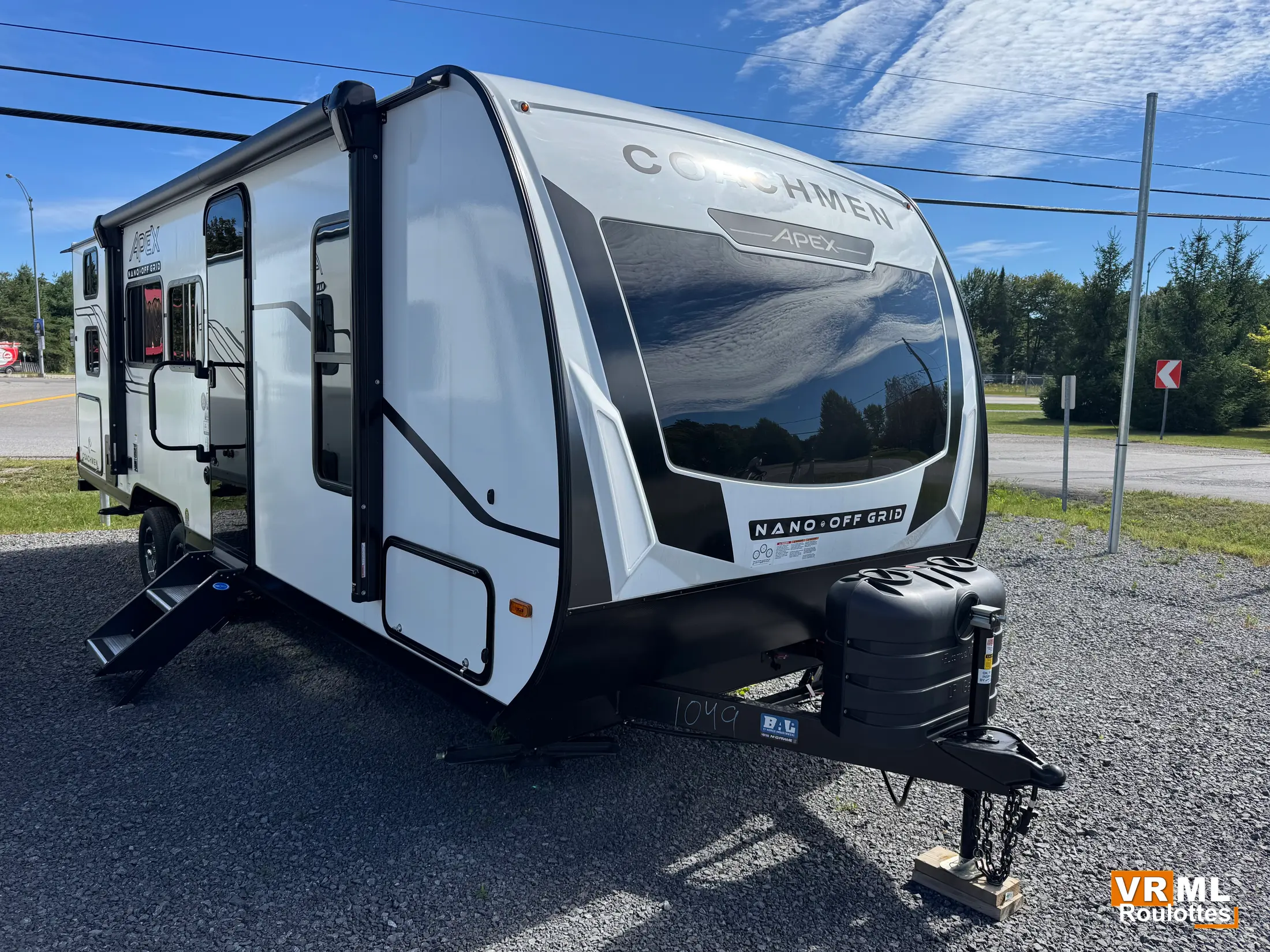 Coachmen Apex Nano 228BHS 2027