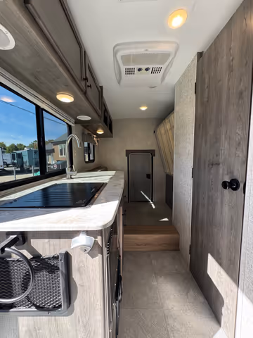 Details de la Coachmen Apex Tera 2021