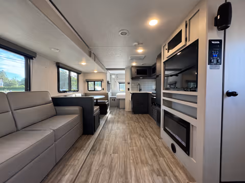 Details de la Coachmen Apex Ultra-Lite 2024