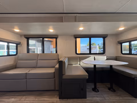 Details de la Coachmen Apex Ultra-Lite 2024