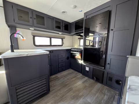 Roulotte Coachmen Apex Ultra-Lite 2025 - gallery
