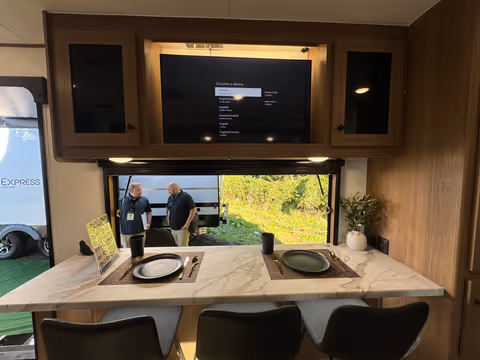 Details de la Coachmen Apex Ultra-Lite 239BARV 2027