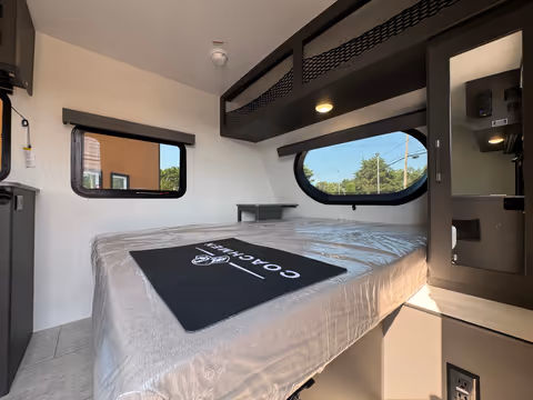 Details de la Coachmen Remote 17R 2027
