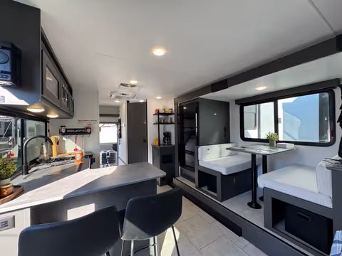 Details de la Coachmen Remote 228RBH 2027
