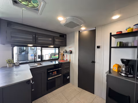 Details de la Coachmen Remote 238RRB 2027