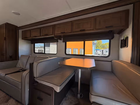 Details de la Forest River Sunseeker 2021