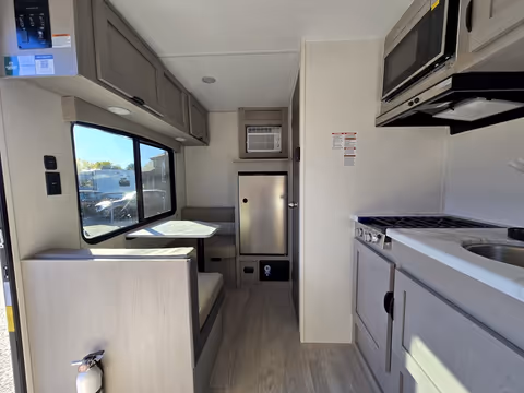 Roulotte Forest River Viking 12RD 2026 - gallery