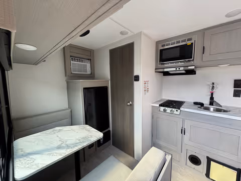 Details de la Forest River Viking 12RD 2026