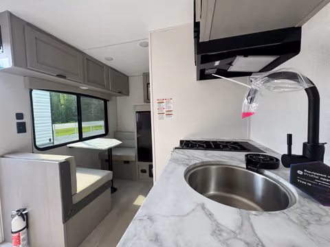 Details de la Forest River Viking 12RD 2026