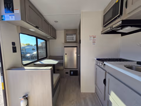 Details de la Forest River Viking 12RD 2026