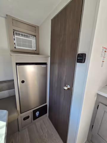 Details de la Forest River Viking 12RD 2026