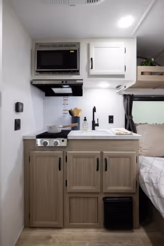 Details de la Forest River Viking 12RD 2027