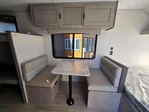 Roulotte Forest River Viking 17BH 2026 - gallery