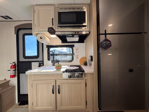Details de la Forest River Viking 17BH 2027