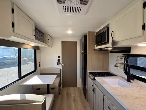 Details de la Forest River Viking 17FQ 2026