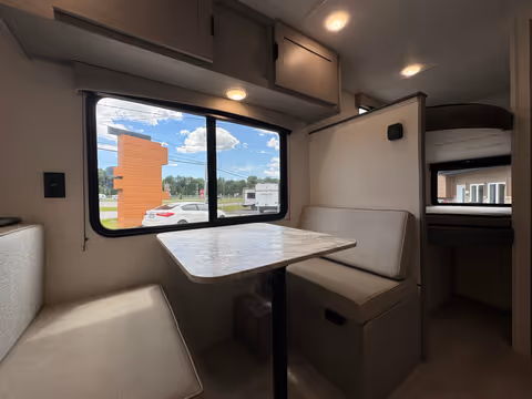 Details de la Forest River Viking 18BH 2026