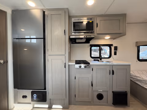 Details de la Forest River Viking 18BH 2026