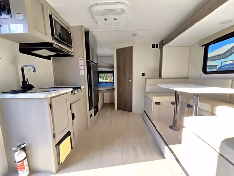 Roulotte Forest River Viking 18DBS 2026 - gallery