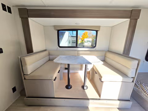 Details de la Forest River Viking 18DBS 2026