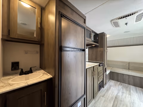 Details de la Forest River Viking 2022