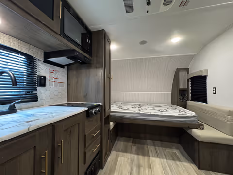 Forest River Viking 182DBU 2022 - Chambre