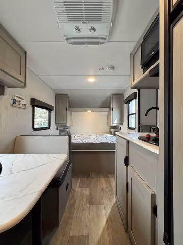 Details de la Forest River Viking 2025