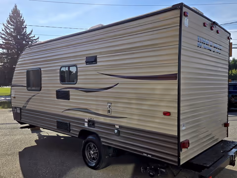 Roulotte Forest River Wolf Pup 2017 - gallery