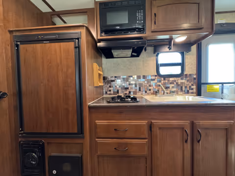 Details de la Jayco Jay Feather 7 2016