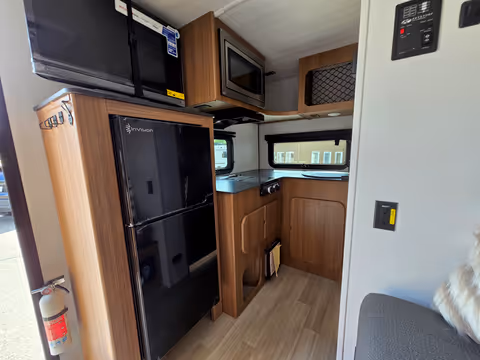 Roulotte Keystone Reign 13RK 2026 - gallery