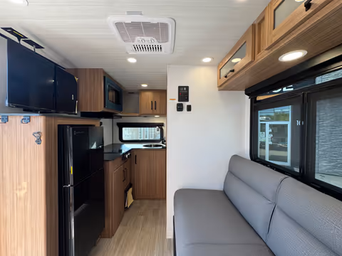 Details de la Keystone Reign 13RK 2027