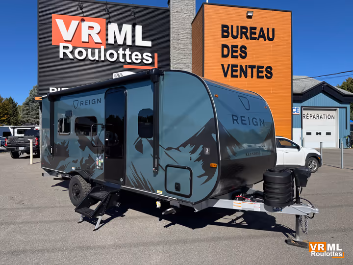 Keystone Reign 18RB 2027 à vendre chez VRML Roulottes