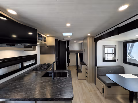Details de la Keystone Walkabout 221FROST 2027